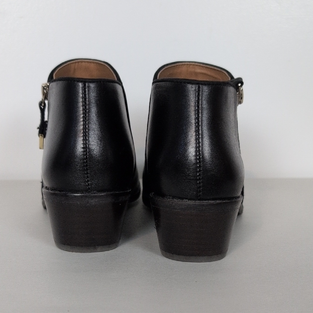 Vionic Jolene Heeled Ankle Boot - Picture 3 of 10